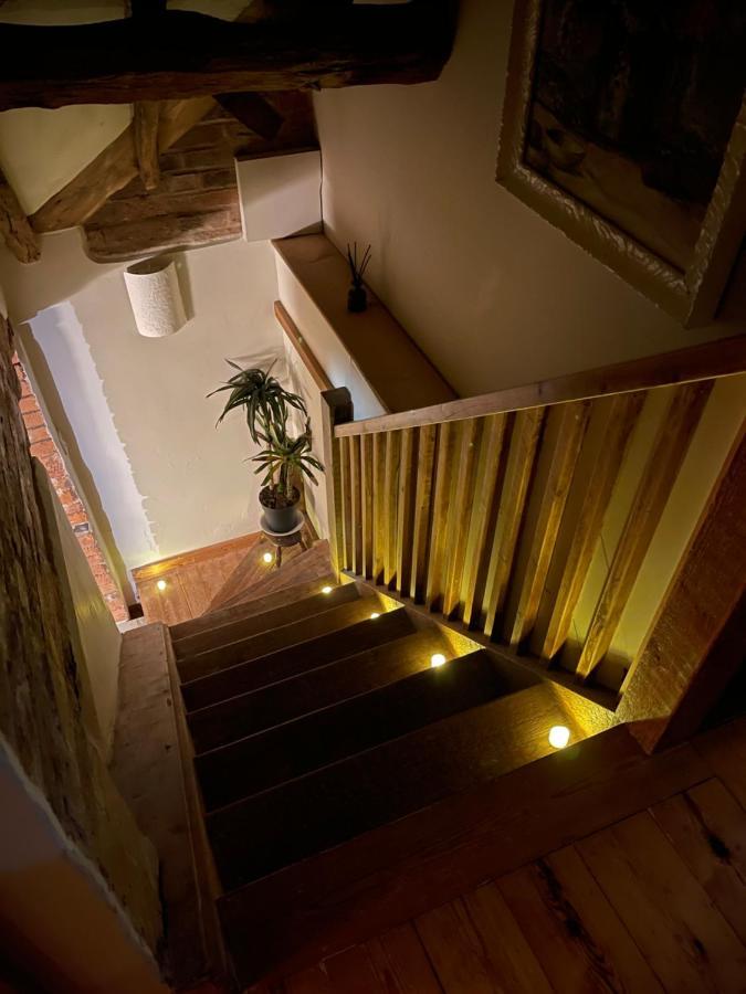 Elegant Peaceful Barn In Rural Village Setting Close To Stratford Upon Avon Exterior foto